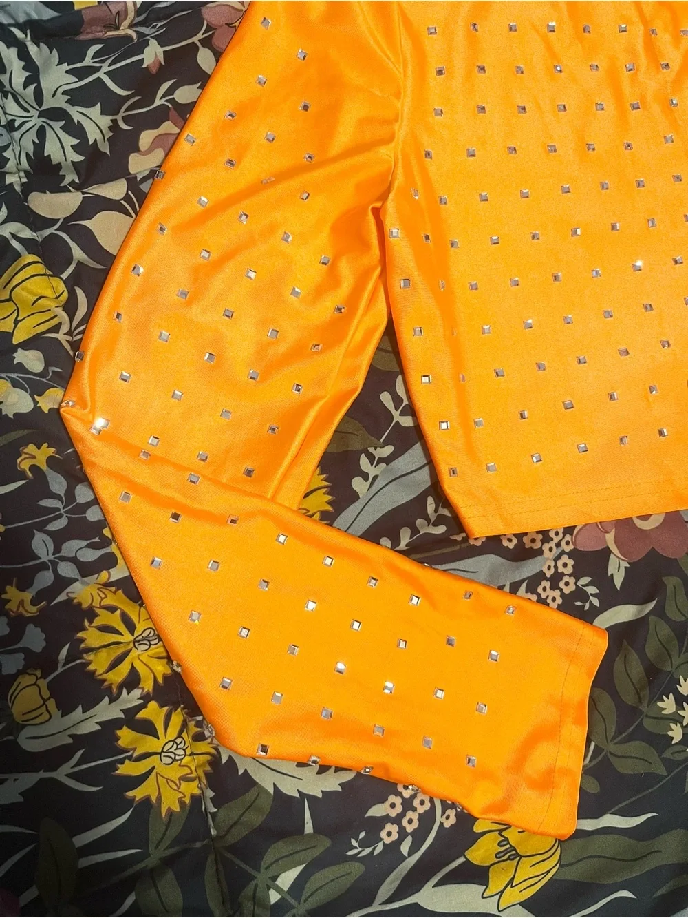 New! Rhinestone Crop Top - Picture 2 of 4